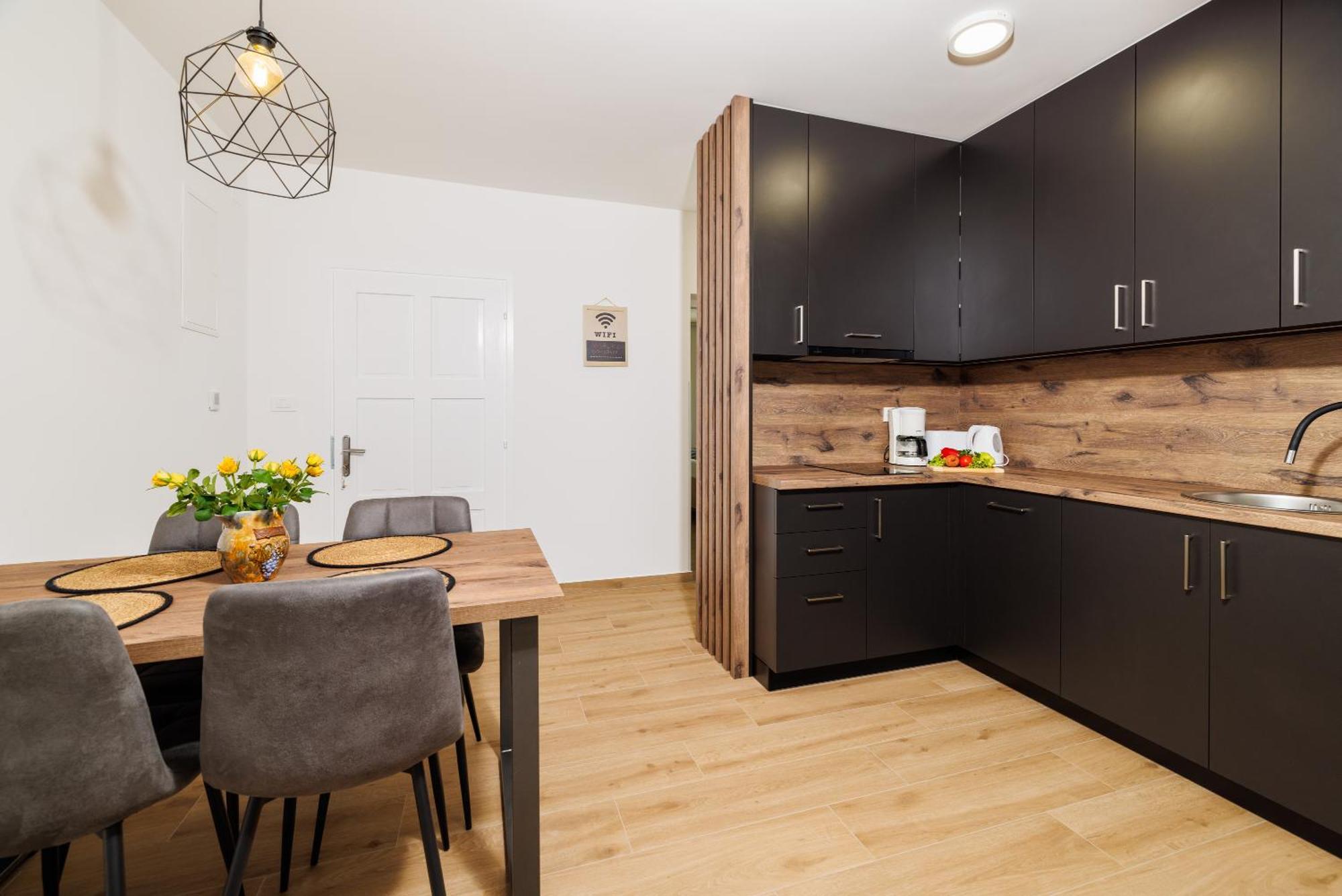יאדראנובו Apartmani Viktorija מראה חיצוני תמונה