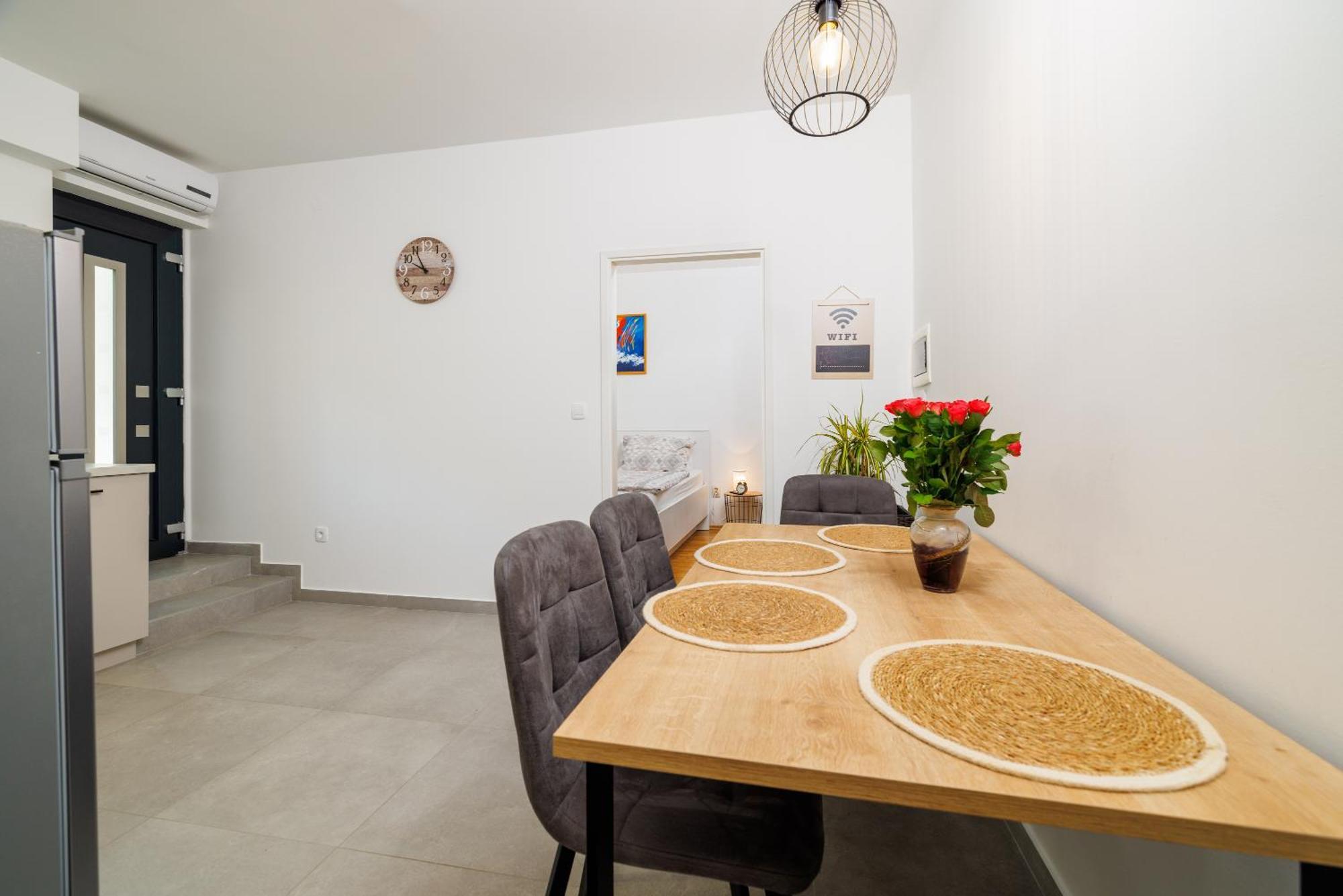 יאדראנובו Apartmani Viktorija מראה חיצוני תמונה